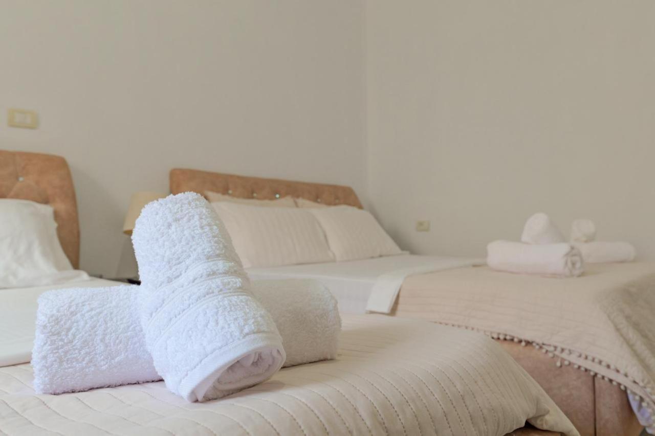 Sunflower Hotel Εξαμίλιο Εξωτερικό φωτογραφία