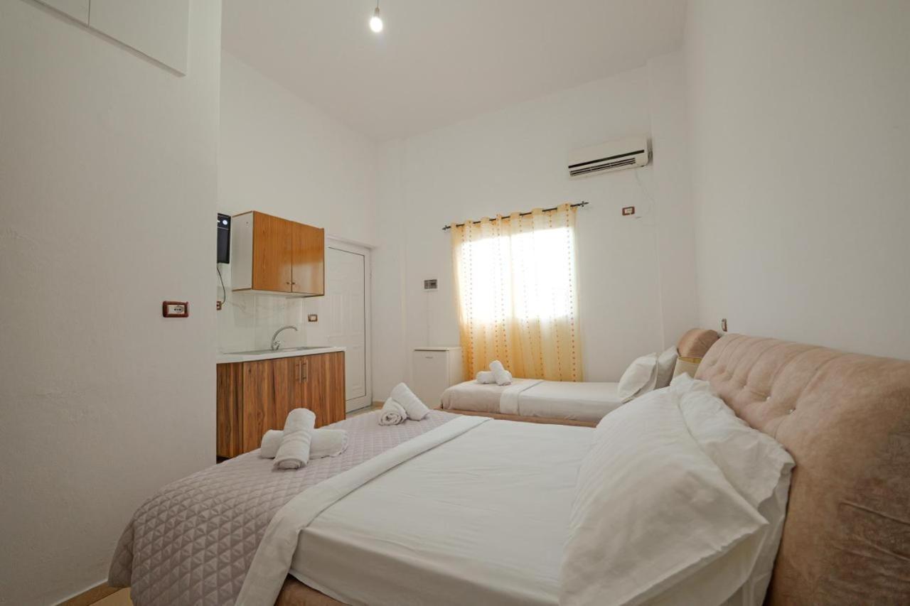 Sunflower Hotel Εξαμίλιο Εξωτερικό φωτογραφία