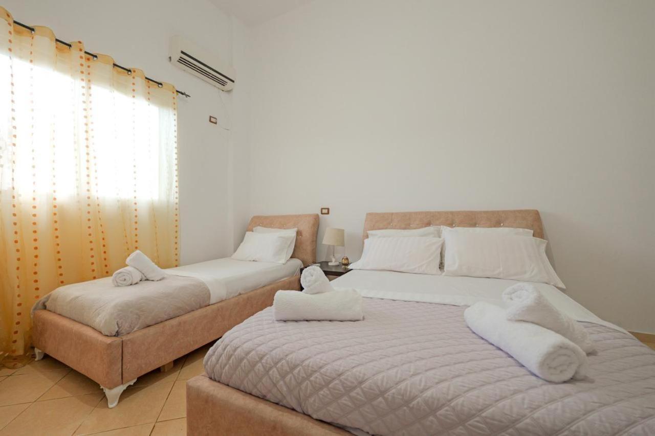 Sunflower Hotel Εξαμίλιο Εξωτερικό φωτογραφία