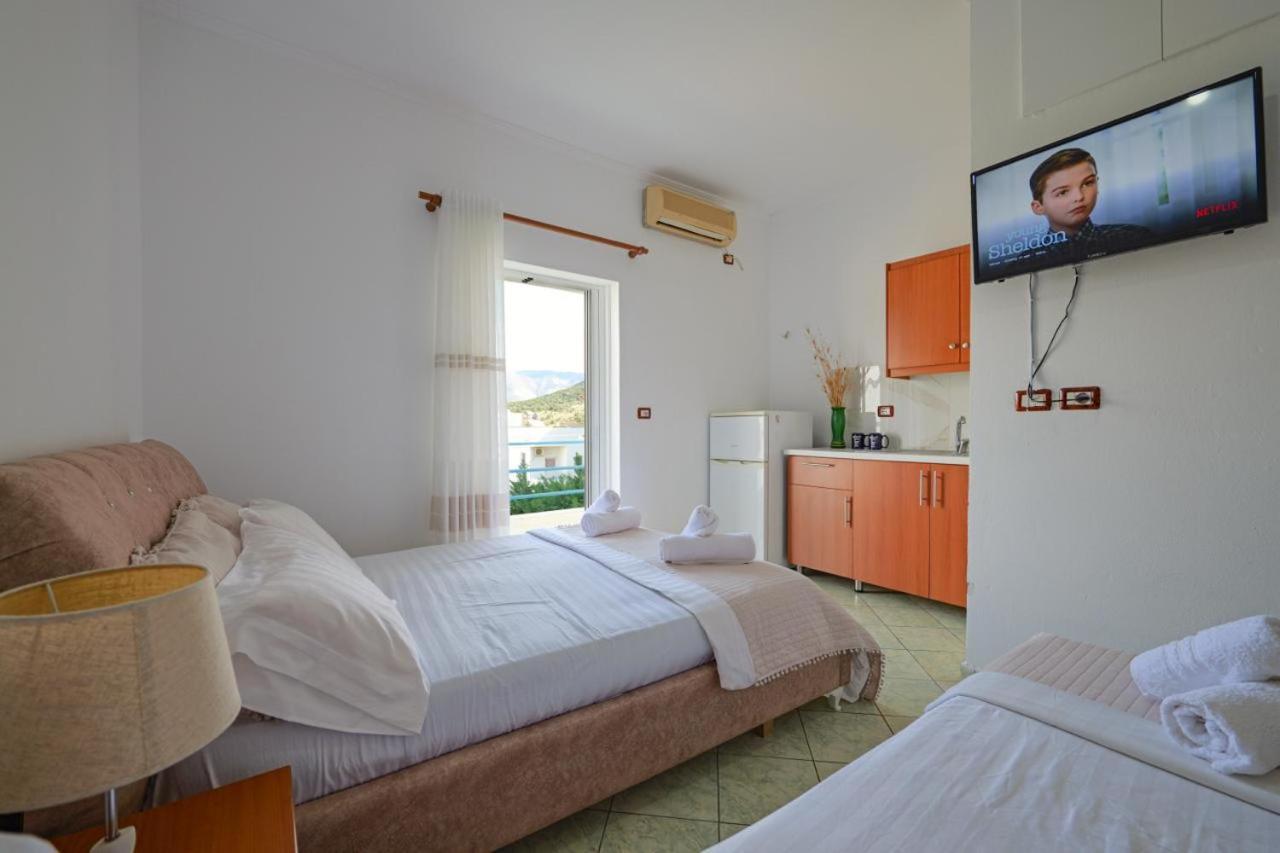 Sunflower Hotel Εξαμίλιο Εξωτερικό φωτογραφία