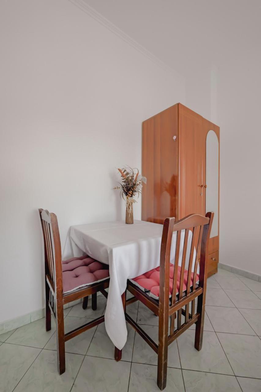 Sunflower Hotel Εξαμίλιο Εξωτερικό φωτογραφία