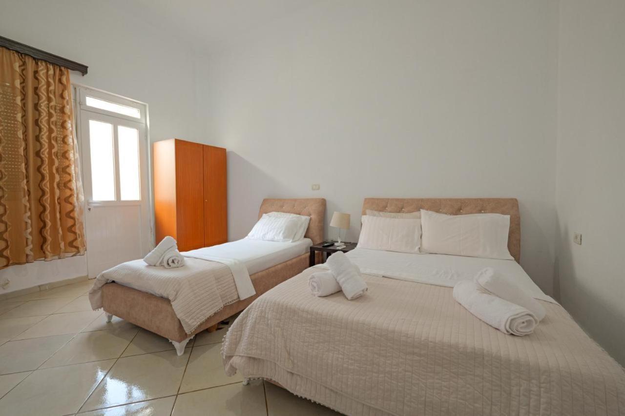 Sunflower Hotel Εξαμίλιο Εξωτερικό φωτογραφία